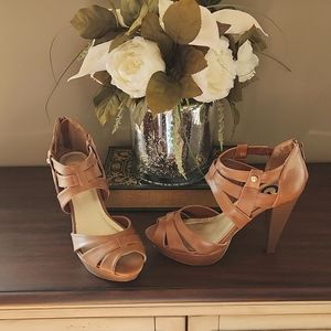 Tan Strappy Wood Heels G By Guess